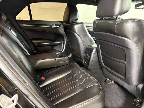 Used 2021 Chrysler 300 S image 17