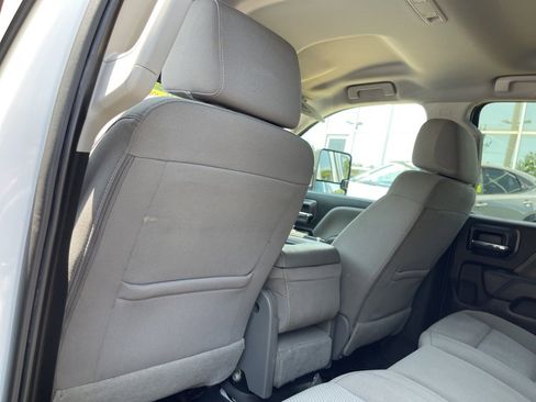 Used 2019 Chevrolet Silverado 2500 W/T image 19