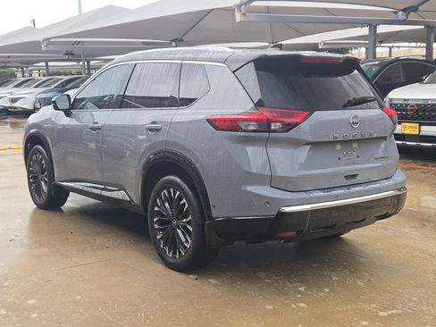 Used 2024 Nissan Rogue Platinum w/ Platinum Premium Package FWD image 5