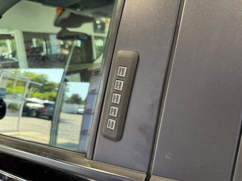 Used 2022 Ford Maverick XLT image 30