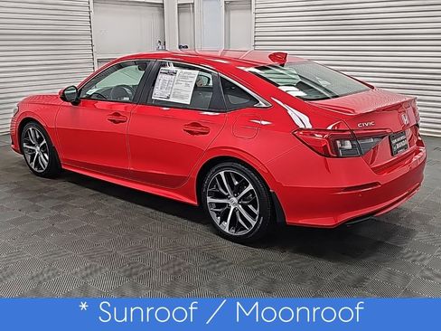 Used 2023 Honda Civic Touring image 6