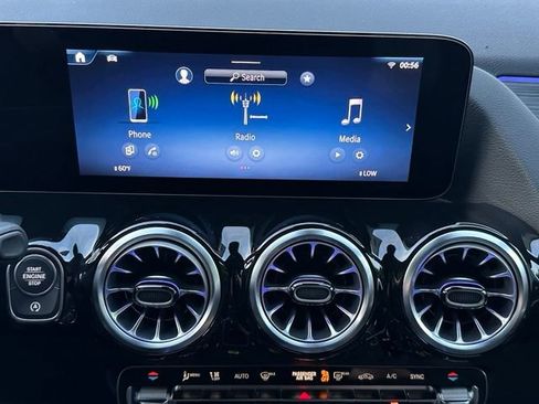 New 2026 Mercedes-Benz GLA 250 4MATIC image 25
