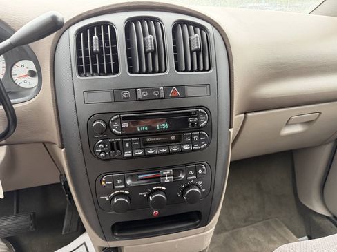 Used 2003 Dodge Grand Caravan SE FWD image 22