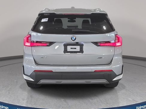 Used 2023 BMW X1 xDrive28i AWD/4WD image 6