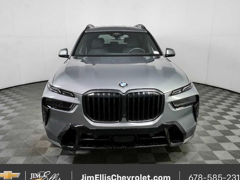 Used 2025 BMW X7 xDrive40i w/ M Sport Package AWD/4WD image 38