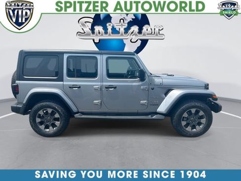 Used 2019 Jeep Wrangler Unlimited Sahara AWD/4WD image 10