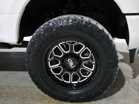 Used 2019 Ford F250 Platinum w/ Platinum Ultimate Package image 17