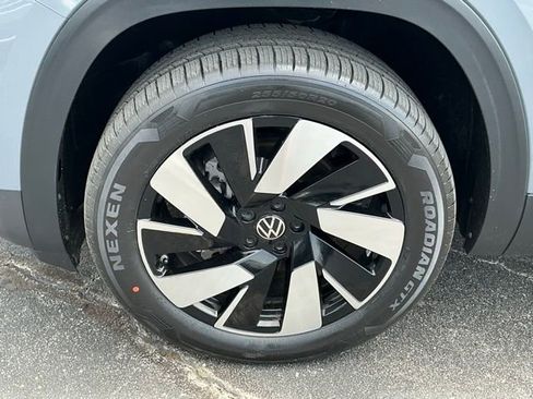 Used 2024 Volkswagen Atlas Cross Sport SEL AWD/4WD image 8