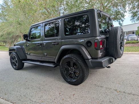 Used 2020 Jeep Wrangler Unlimited Sport AWD/4WD image 6