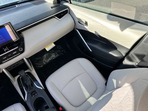 Certified 2025 Toyota Corolla Cross L image 26