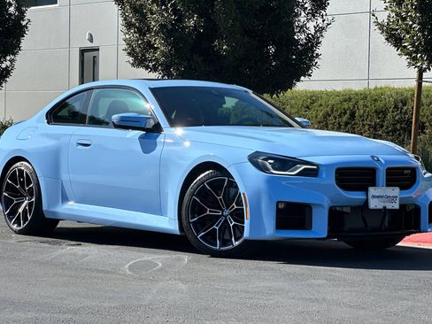 Used 2025 BMW M2 w/ Lighting Package image 2