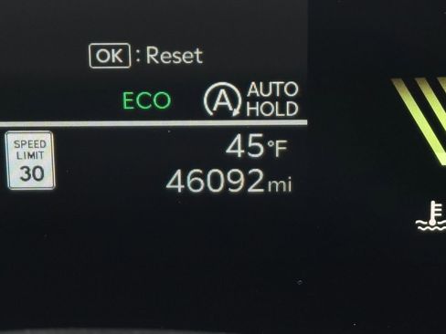 Used 2024 Kia Sorento S AWD/4WD image 29