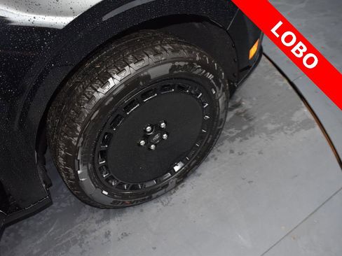 New 2025 Ford Maverick Lobo image 18