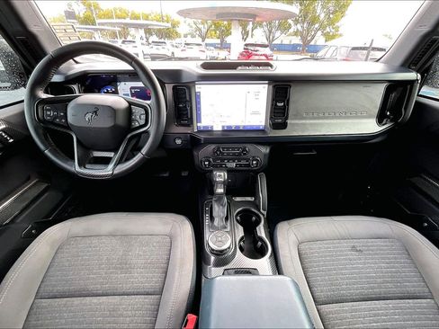 Used 2021 Ford Bronco Outer Banks image 12