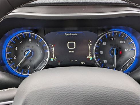 New 2026 Chrysler Pacifica Select image 15