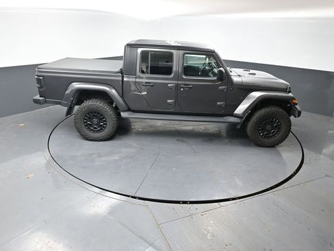 Used 2021 Jeep Gladiator Sport image 15