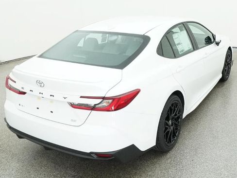 New 2026 Toyota Camry SE FWD image 8