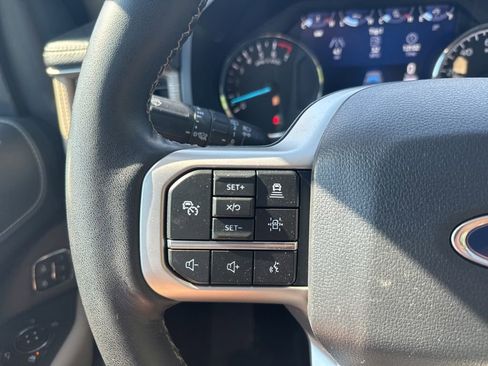 Used 2024 Ford Expedition Limited AWD/4WD image 15