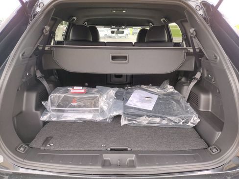 New 2026 Mitsubishi Outlander LE AWD/4WD image 9