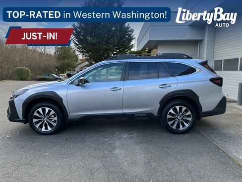 Used 2025 Subaru Outback Limited image 10