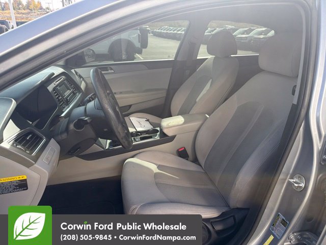 Used 2017 Hyundai Sonata SE FWD image 10