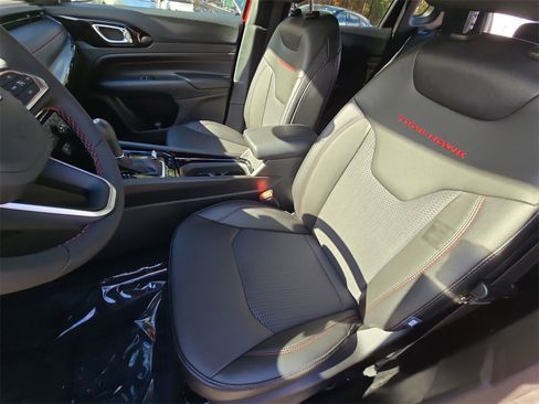 New 2026 Jeep Compass Trailhawk image 16