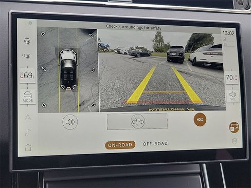 Certified 2025 Land Rover Range Rover Evoque Dynamic SE image 14