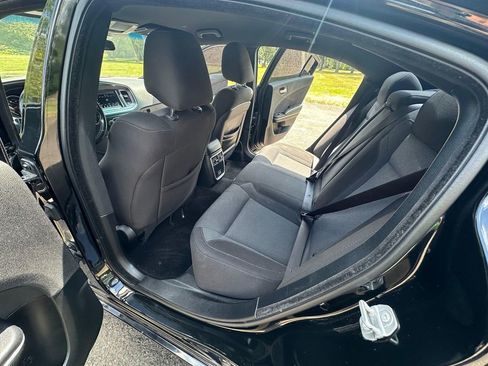 Used 2020 Dodge Charger SXT image 11