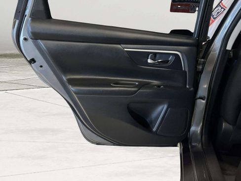 Used 2016 Nissan Altima 2.5 SR image 20