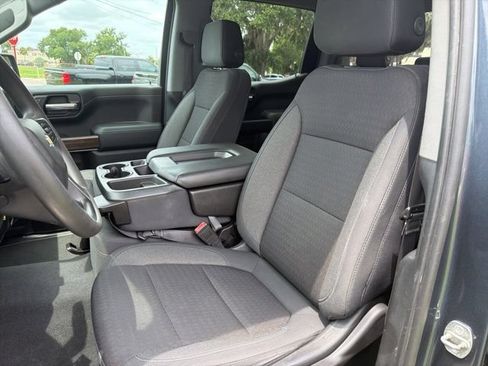 Used 2020 Chevrolet Silverado 1500 LT AWD/4WD image 11