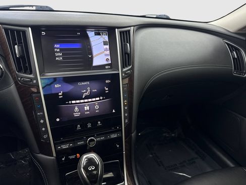 Used 2018 INFINITI Q50 Luxe w/ Essential Package (3.0T Luxe) AWD/4WD image 24