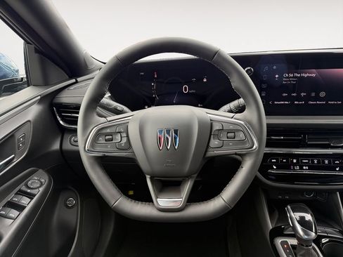 New 2026 Buick Envista Avenir FWD image 12