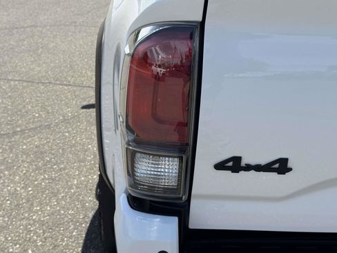 Used 2019 Toyota Tacoma TRD Pro AWD/4WD image 11