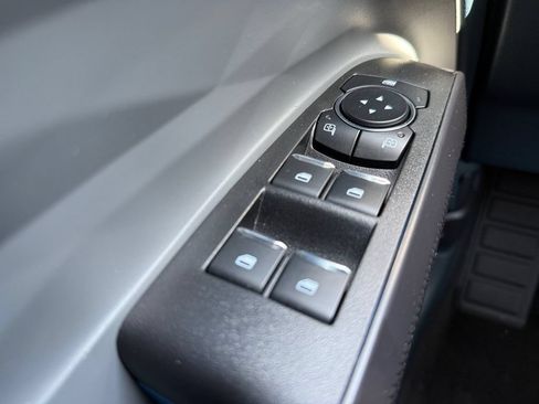 Used 2025 Ford Maverick Lobo AWD/4WD image 27