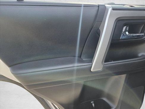 Used 2016 Toyota 4Runner Limited image 11