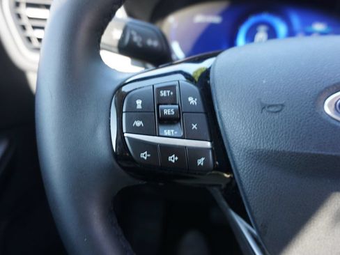 Used 2022 Ford Escape SEL w/ Technology Package FWD image 8
