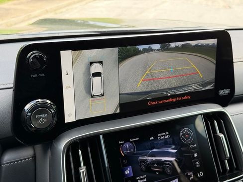 New 2026 Lexus LX 700h Luxury AWD/4WD image 4