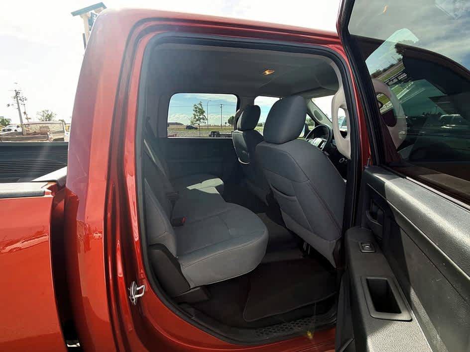 Used 2013 RAM 2500 Tradesman w/ Chrome Appearance Group AWD/4WD image 26