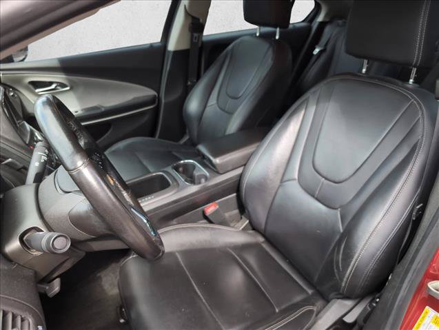 Used 2015 Chevrolet Volt Premium w/ Premium Trim Package FWD image 10