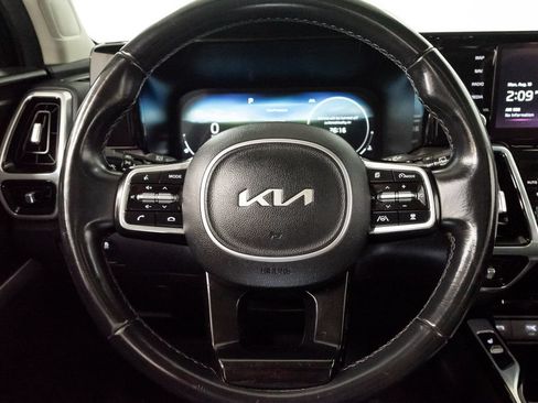 Used 2023 Kia Sorento SX AWD/4WD image 14