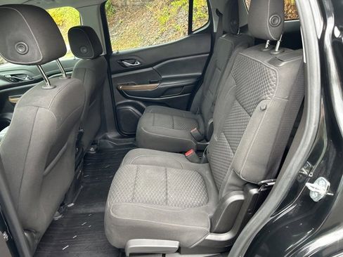 Used 2019 GMC Acadia SLE w/ LPO, Floor Liner Package image 19