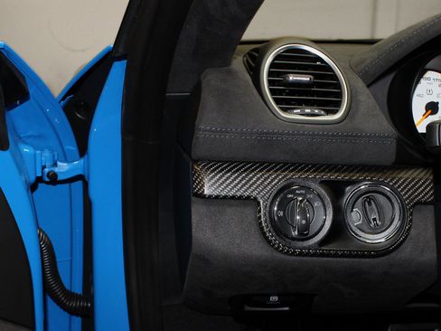 Used 2023 Porsche 718 Cayman GT4 RS image 29