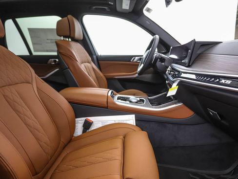 New 2026 BMW X5 xDrive40i AWD/4WD image 29