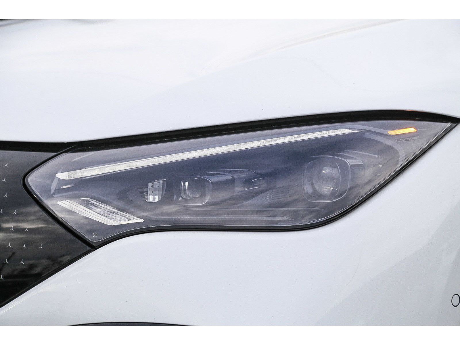 Used 2024 Mercedes-Benz EQE 350+ 4MATIC Sedan image 8