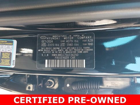 Certified 2025 Hyundai Elantra SEL image 36