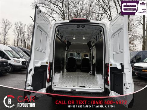 Used 2024 Ford Transit 250 148 High Roof AWD image 6