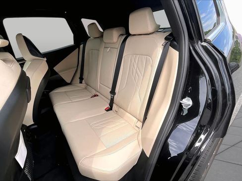 Used 2025 BMW X3 xDrive30i w/ Premium Package AWD/4WD image 21