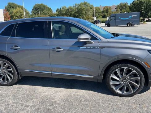 Used 2023 Lincoln Nautilus Reserve w/ Equipment Group 202A image 12