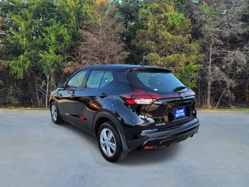 Used 2025 Nissan Kicks Play S FWD image 20