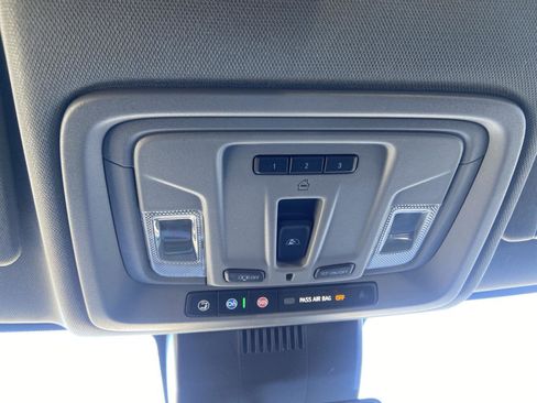 Used 2022 Chevrolet Silverado 1500 LT w/ Safety Package image 26